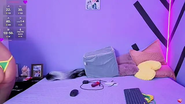 Snapshot of 666SweetAndSpicy chatting on September 17, 2025, 7:37 pm 666SweetAndSpicy online show from September 17, 2025, 7:37 pm