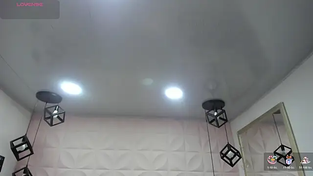 AnaVelvett online show from October 23, 2025, 7:12 pm