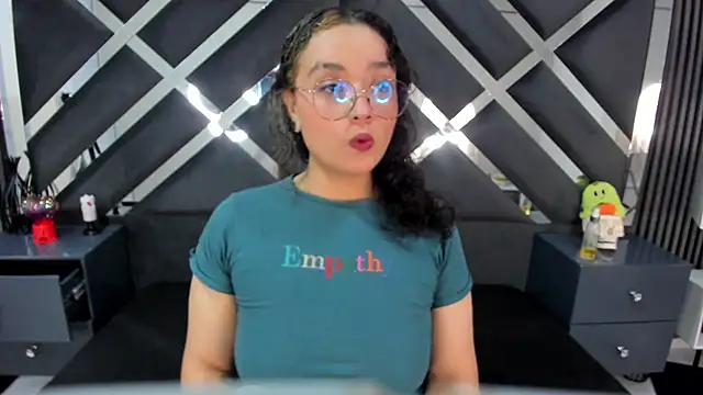 tara black online show from September 24, 2025, 4:32 pm