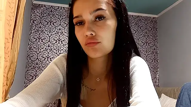 AuraJefcoat online show from September 16, 2025, 8:32 pm