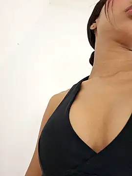 Sol em online show from November 12, 2025, 1:55 pm