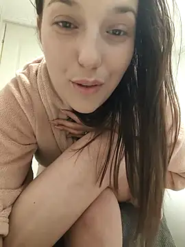 Sakura 2000 online show from October 8, 2025, 10:51 pm