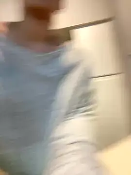 Prettygirl6070 online show from October 10, 2025, 6:40 pm