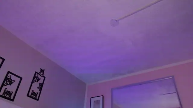 naty luvinn online show from September 30, 2025, 12:32 pm