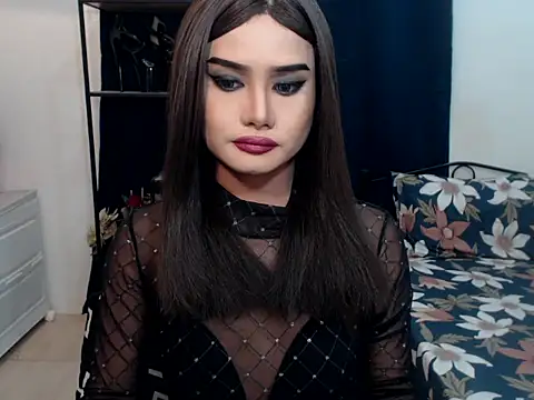 RositaUshvada online show from November 8, 2025, 2:06 pm