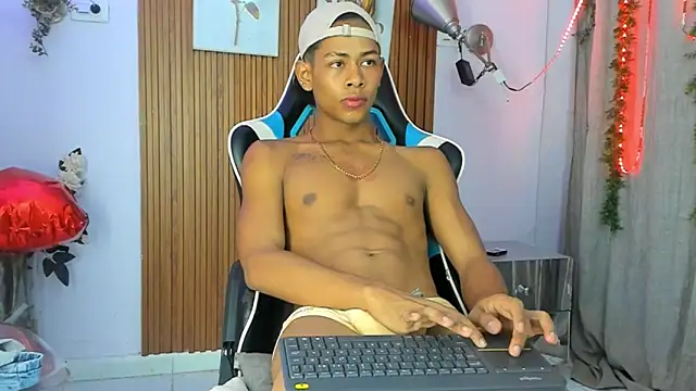 Snapshot of Juan_contreras chatting on September 20, 2025, 11:33 am Juan contreras online show from September 20, 2025, 11:33 am