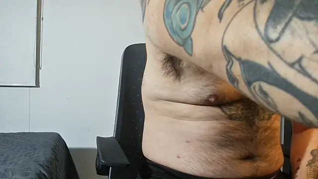 Snapshot of DaddyBear__ chatting on September 23, 2025, 2:03 am DaddyBear online show from September 23, 2025, 2:03 am