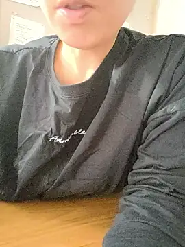 hanachan 001 online show from November 15, 2025, 3:37 am