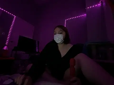 lotusbaby online show from April 22, 2026, 9:22 am