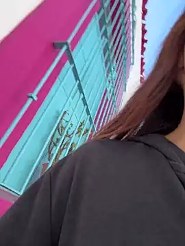 Clavelnegro online show from November 14, 2025, 6:28 pm