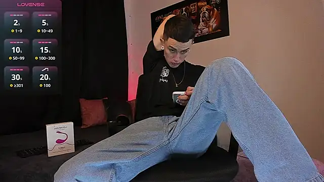 Sebas maverick online show from September 30, 2025, 3:22 am