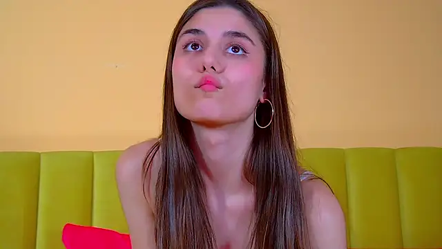 ArianaAllens online show from November 28, 2025, 6:43 pm