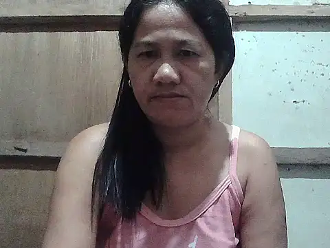 hotmama 063 online show from March 6, 2026, 9:33 pm