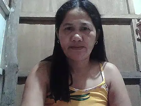 hotmama 063 online show from May 15, 2026, 9:00 pm