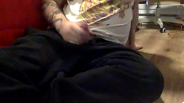 edger4lif3 online show from September 14, 2025, 9:58 pm