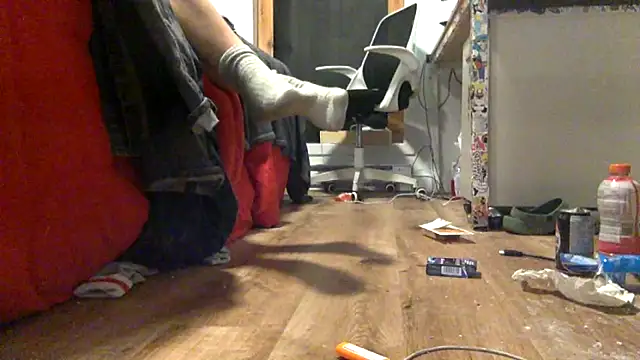 edger4lif3 online show from September 29, 2025, 7:57 am