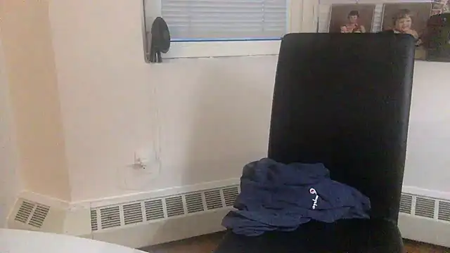 edger4lif3 online show from October 31, 2025, 9:38 pm