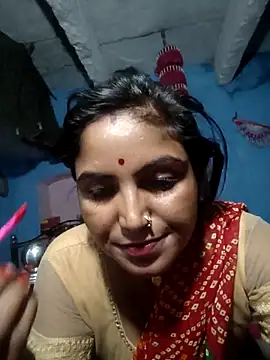 LUCKY cut online show from October 1, 2025, 4:57 pm