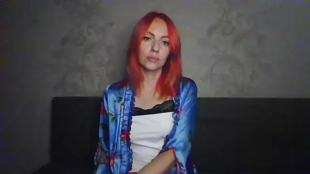 MashaSwan9977 online show from October 20, 2025, 2:28 pm