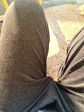 Snapshot of kkkk1882 chatting on October 11, 2025, 3:28 am kkkk1882 online show from October 11, 2025, 3:28 am