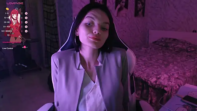 Kitti study online show from October 3, 2025, 7:05 am