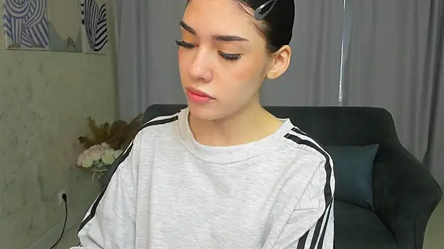 AlicieCarroll online show from September 25, 2025, 2:04 am