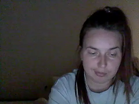 Vexarie online show from November 7, 2025, 8:53 pm