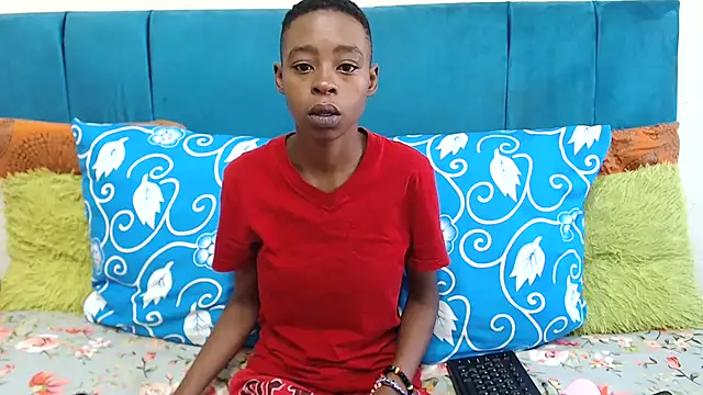 SweetSlenderChoc online show from July 4, 2026, 7:14 am