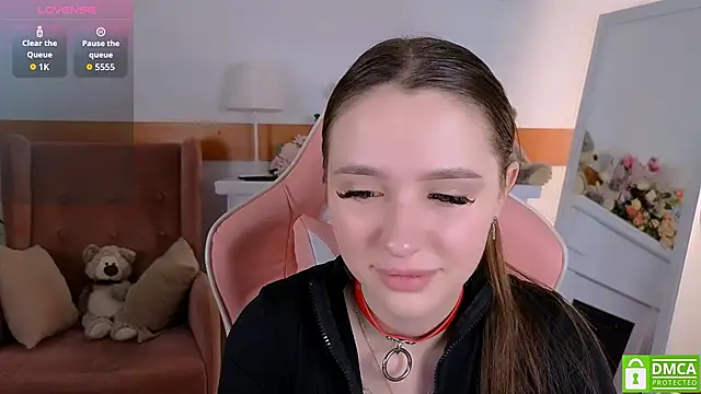 WildHoneyXO online show from October 20, 2025, 6:03 am