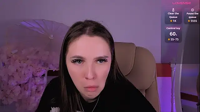 WildHoneyXO online show from October 29, 2025, 6:37 am