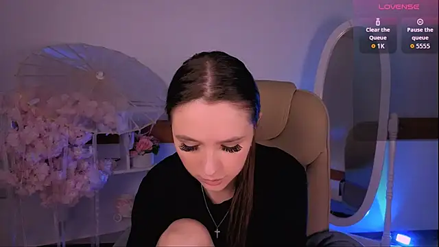 WildHoneyXO online show from November 3, 2025, 6:36 am