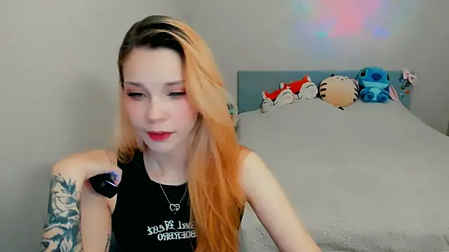 Snapshot of Kitten_Alissa chatting on October 11, 2025, 7:23 pm Kitten Alissa online show from October 11, 2025, 7:23 pm