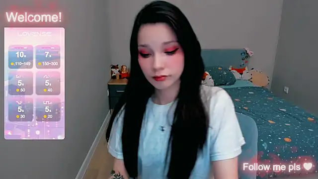 Snapshot of Kitten_Alissa chatting on October 27, 2025, 7:07 pm Kitten Alissa online show from October 27, 2025, 7:07 pm