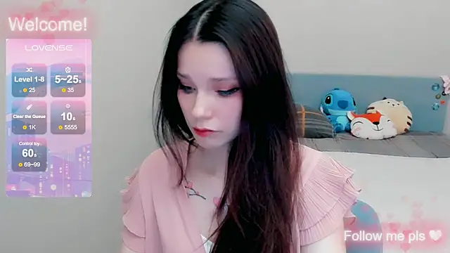 Snapshot of Kitten_Alissa chatting on November 6, 2025, 7:04 pm Kitten Alissa online show from November 6, 2025, 7:04 pm