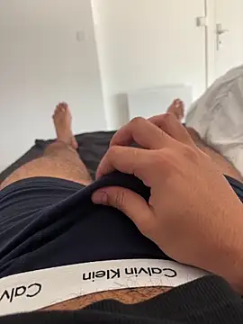 Snapshot of taloped chatting on October 2, 2025, 9:16 am taloped online show from October 2, 2025, 9:16 am