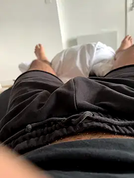 Snapshot of taloped chatting on November 16, 2025, 9:15 am taloped online show from November 16, 2025, 9:15 am