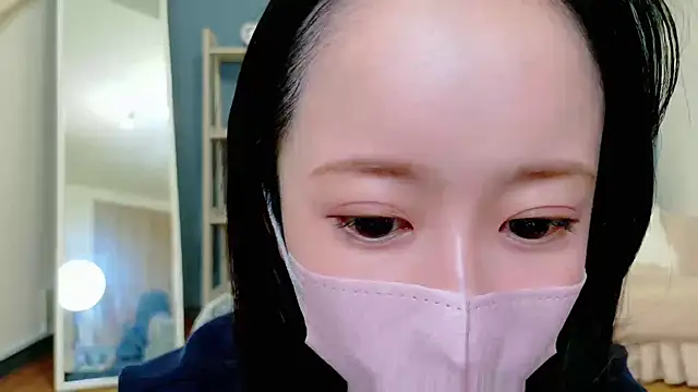 Snapshot of Kurumi_chan_ chatting on September 12, 2025, 4:34 am Kurumi chan online show from September 12, 2025, 4:34 am