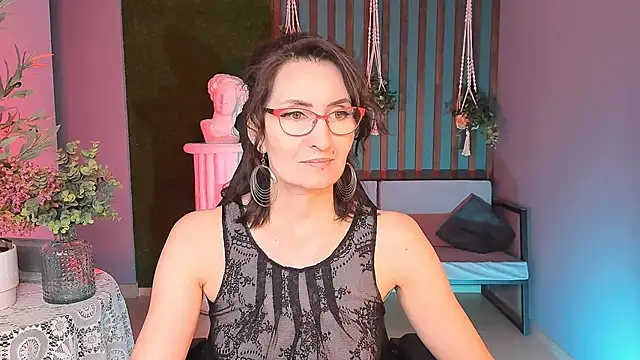 UnaTerra online show from September 21, 2025, 5:42 am