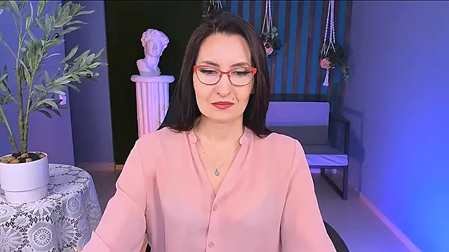 UnaTerra online show from November 21, 2025, 5:06 am