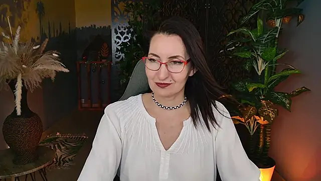 Snapshot of UnaTerra chatting on January 18, 2026, 9:35 am UnaTerra online show from January 18, 2026, 9:35 am