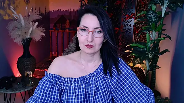 Snapshot of UnaTerra chatting on March 1, 2026, 9:22 am UnaTerra online show from March 1, 2026, 9:22 am