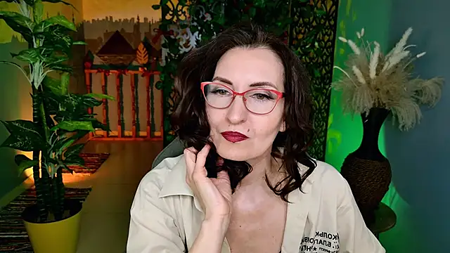 Snapshot of UnaTerra chatting on March 29, 2026, 9:09 am UnaTerra online show from March 29, 2026, 9:09 am