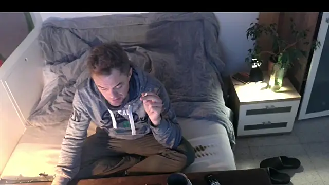 EdelHolz91 online show from November 21, 2025, 1:10 pm