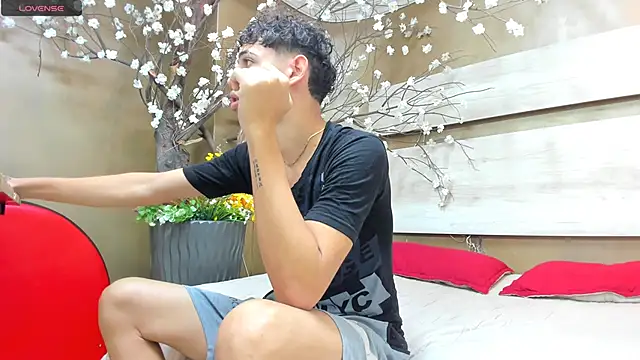 Mycandyfor You online show from October 10, 2025, 6:51 pm