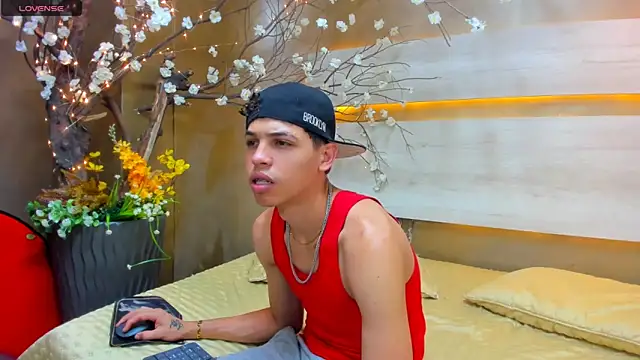 Mycandyfor You online show from November 3, 2025, 11:37 pm