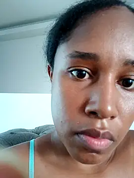 MoniqueMulberry online show from October 16, 2025, 7:37 pm