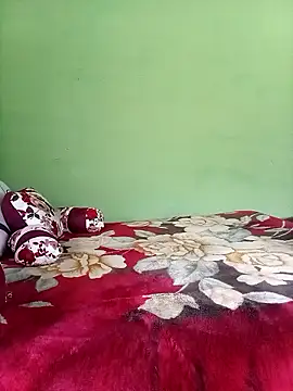 BeautyQueenX22 online show from January 12, 2026, 10:31 am