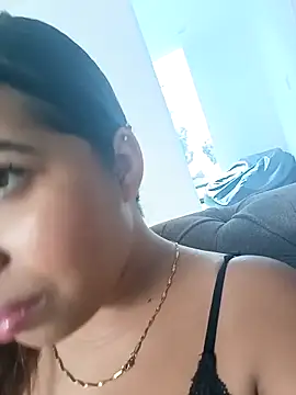 MadissonRizz online show from November 6, 2025, 7:37 pm