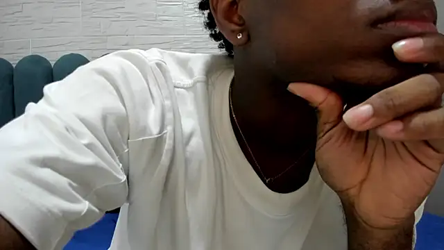 Amare 25 online show from November 4, 2025, 6:40 pm