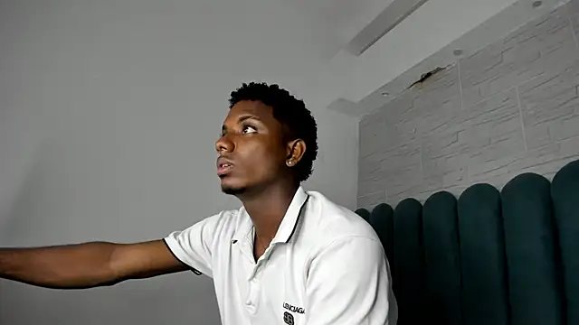 Amare 25 online show from November 6, 2025, 6:42 pm